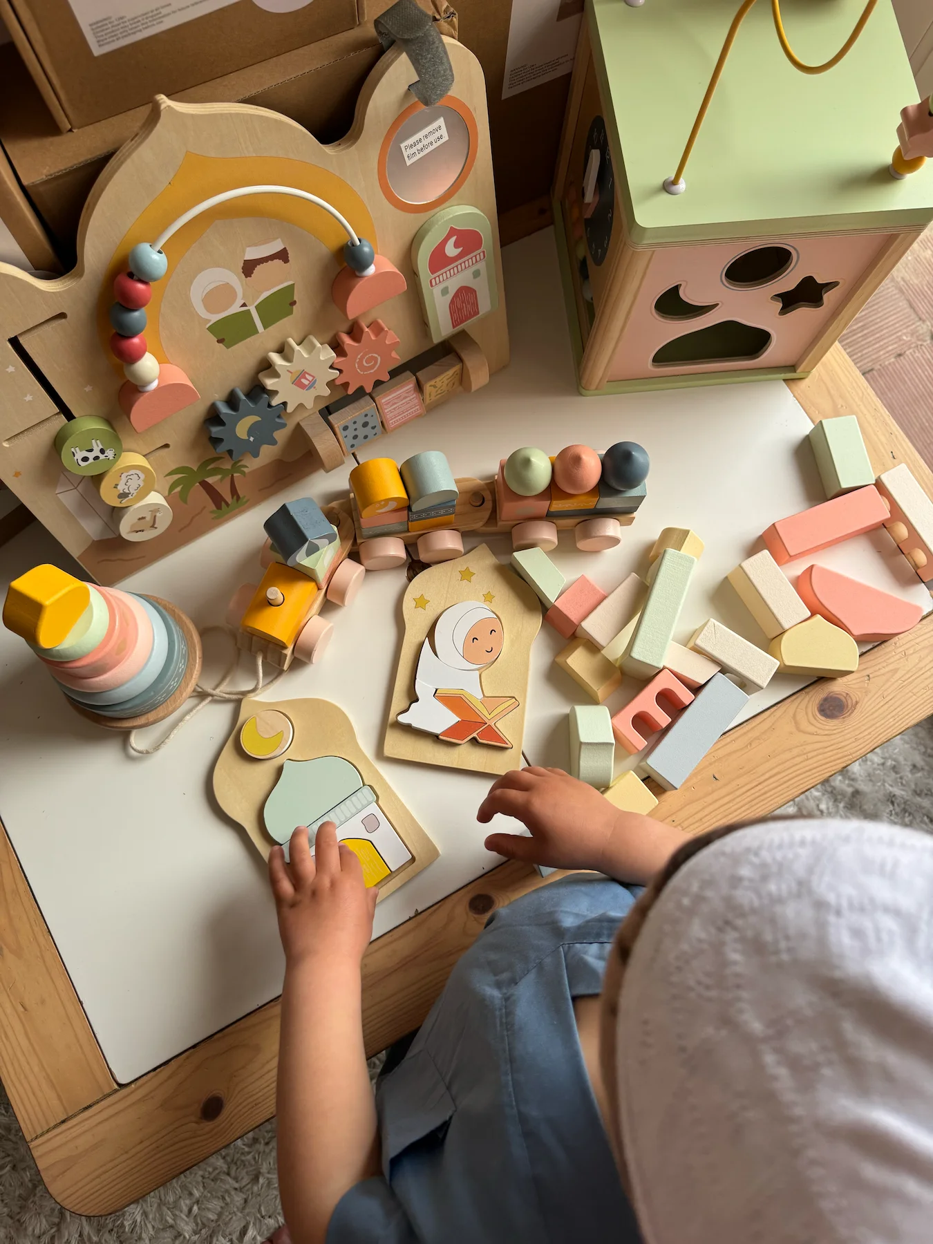 Mesa de aprendizaje Amaanah Kids